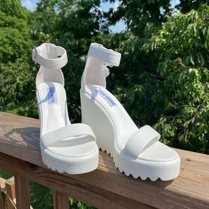 Steve Madden White Wedge Sandals